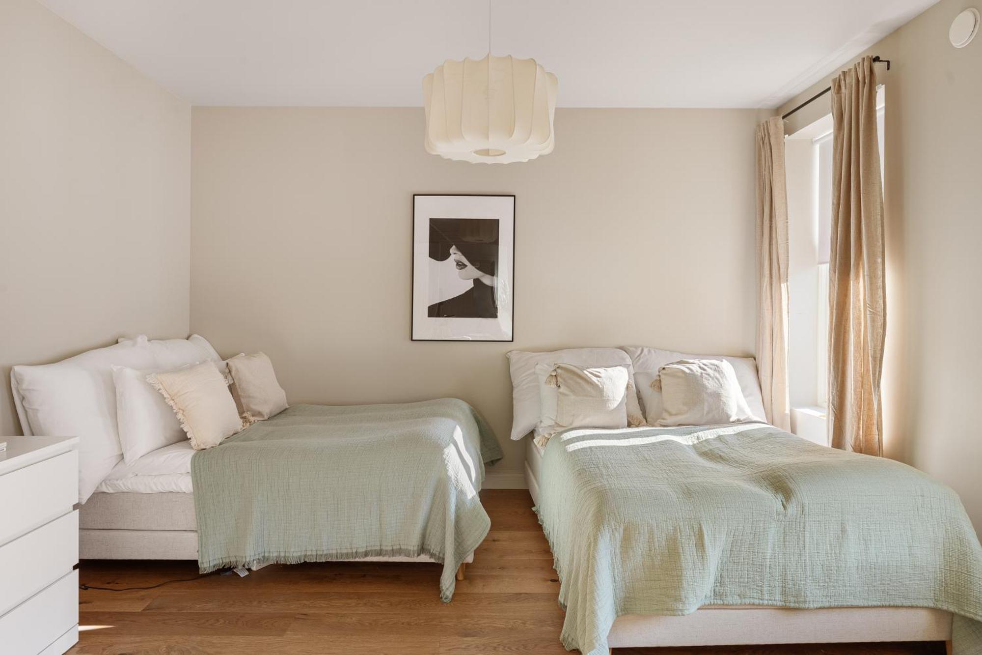 Dinbnb Apartments Gruenerlokka I 2-Bedroom With Double Queen Room & Balcony Oslo Bagian luar foto